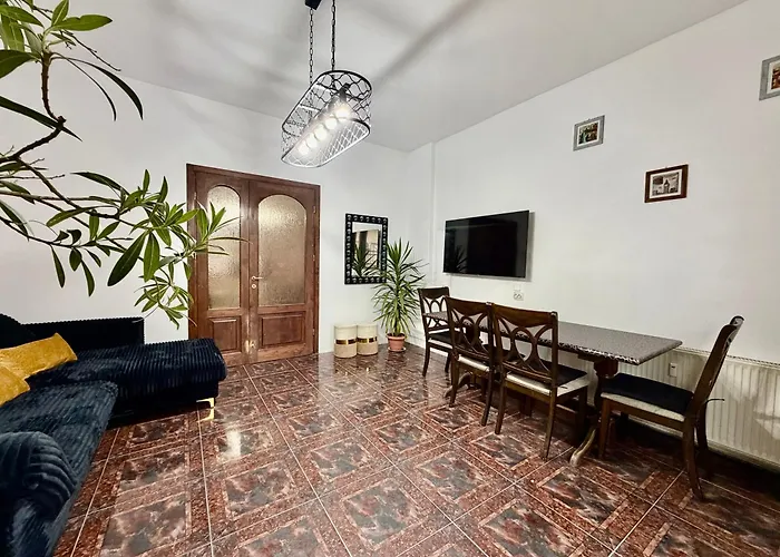 Апартаменты Private Garden Near Amazonia & Iulius Town Тимишоара