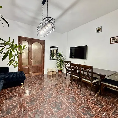 Appartamento Private Garden Near Amazonia & Iulius Town Timisoara