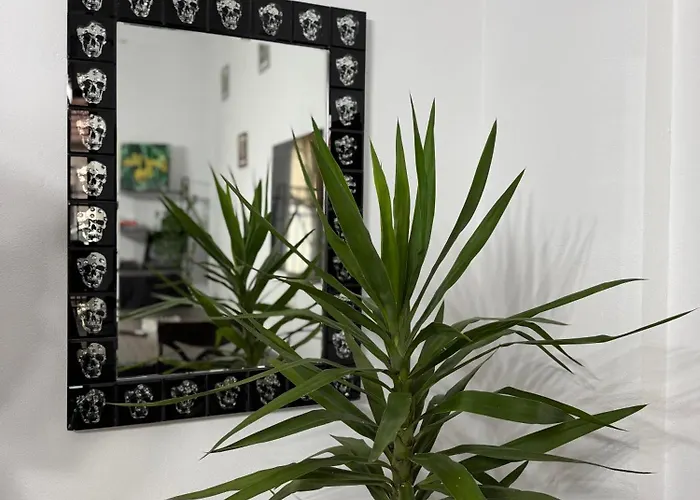 Private Garden Near Amazonia & Iulius Town *