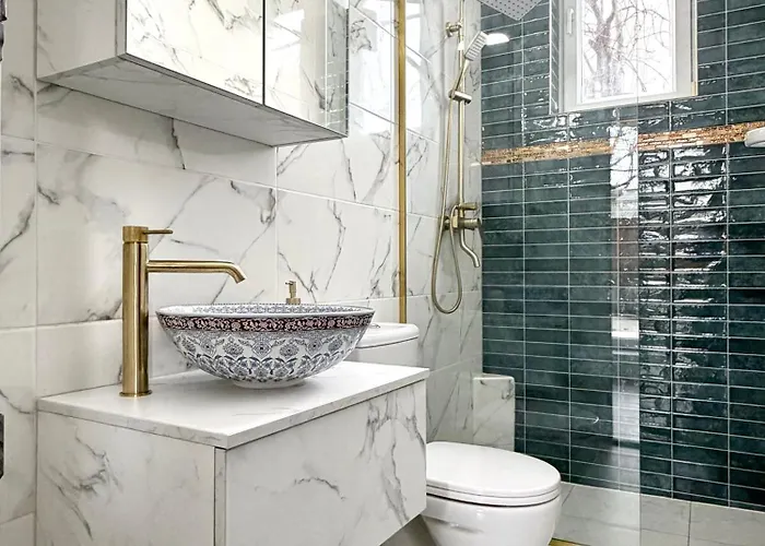 Appartamento Private Garden Near Amazonia & Iulius Town